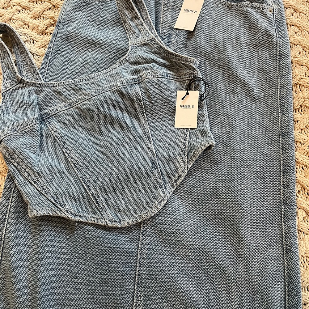 NEW 2pc Forever 21 Denim Crop Top & Skirt Chevron pattern Med Denim Small Medium - Picture 4 of 16